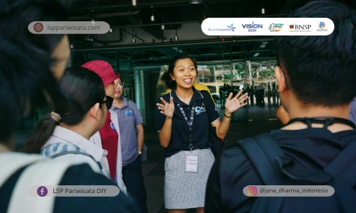 Pemandu Outbound harus tersertifikasi
