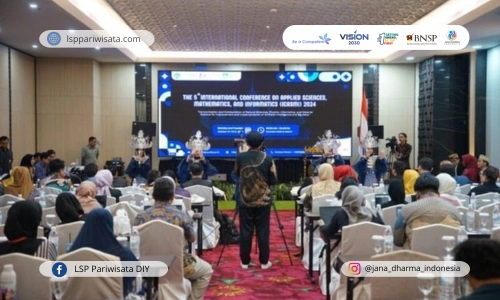 Pentingnya Mempunyai Sertifikasi Kompetensi di Era Industri 4.0