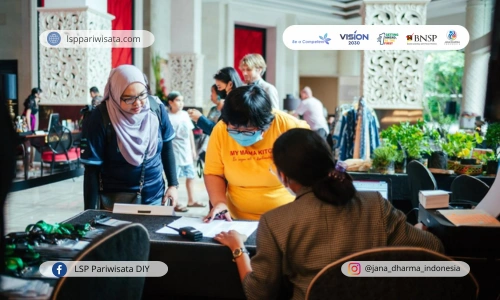 SERTIFIKASI PROFESI MEMPROSES PENDAFTARAN KEGIATAN
