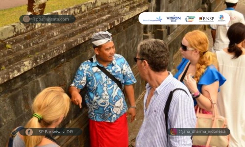 Kenapa Tour Guide juga perlu Sertifikasi?