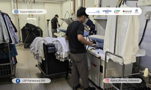 SERTIFIKASI LAUNDRY ATTENDANT