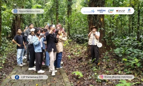 Peran Sertifikasi Kompetensi Pemandu Ekowisata