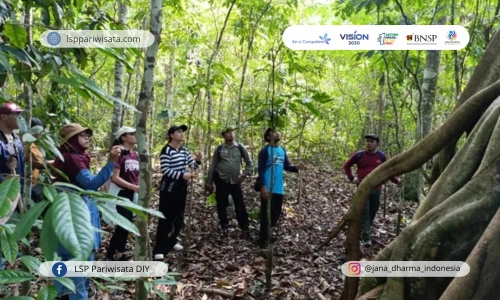 Manfaat Sertifikasi bagi Pemandu Ekowisata