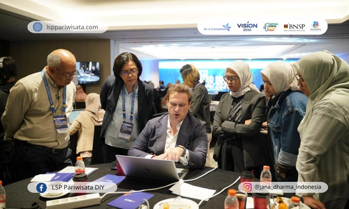 Inovasi dan Pengembangan Kompetensi Melalui LSP Pariwisata Jana Dharma Indonesia untuk Meningkatkan Daya Saing Industri Pariwisata