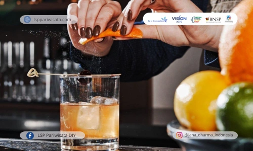 Embracing Eco-Friendly Bartending: Incorporating Sustainable Practices