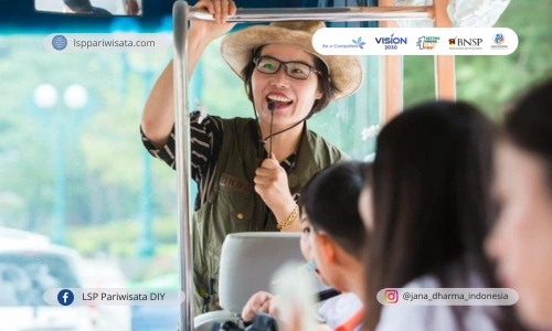 Tour Guide Humoris: Bikin Liburan Makin Asyik!