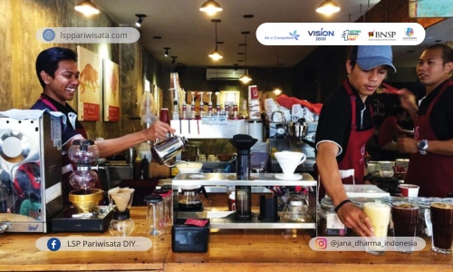 Ingin Bisnis Kopi Anda Laris Manis? Coba Tips Jitu dari Barista Profesional!