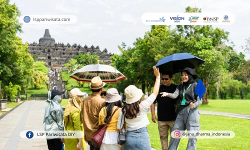 Mulai Langkah Awal Karir Pariwisata Dengan Sertifikasi Tour Guide!