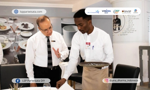Jangan Lewatkan! Panduan Persiapan Ujian Sertifikasi Waiter