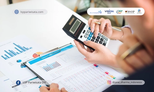 Pentingnya Sertifikasi dalam Profesi Administrasi Keuangan Perhotelan: Meningkatkan Kredibilitas dan Kompetensi
