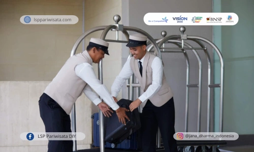 Manfaat Keterampilan Interpersonal untuk Bellboy: Menciptakan Pengalaman Menginap yang Tak Terlupakan