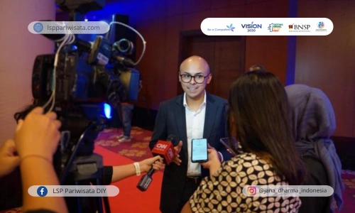 Membangun Relasi yang Kuat dengan Media sebagai Marketing Communication Specialist