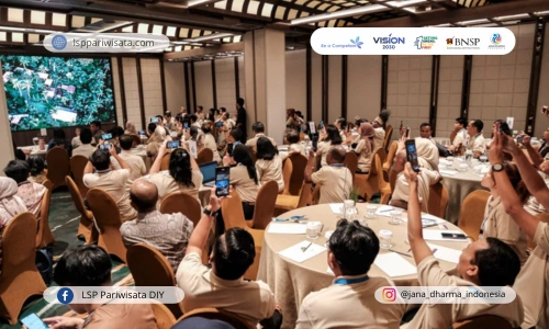 Kenapa sih Harus Bergabung dengan Asosiasi Sertifikasi Travel?