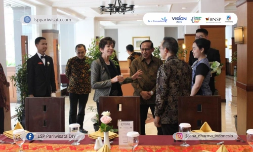 Lingkup Tugas Penghubung VVIP VIP dalam Keamanan: Peran Kritis untuk Pelayanan Terbaik