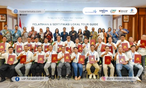 Pentingnya Sertifikasi dalam Meningkatkan Profesionalisme Tour Leader