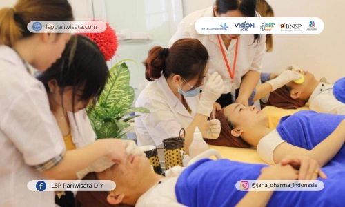 Strategi Sukses untuk Mempersiapkan dan Lulus Ujian Sertifikasi BNSP Perawatan Wajah