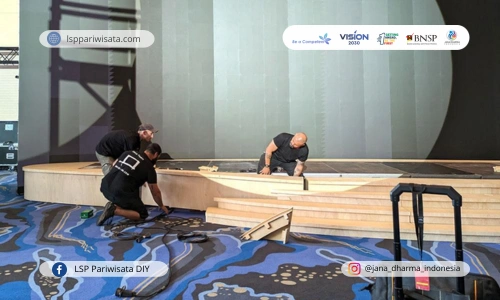Ingin Jadi Profesional Pendirian Panggung Pameran? Simak Langkah Sertifikasinya!