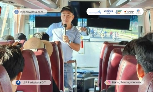 Kiat Mengatur Peserta Selama di Perjalanan bagi Tour Leader