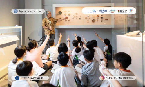 Perhatikan! Keterampilan Interpersonal Bagi Seorang Pemandu Museum