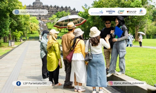 Keahlian yang Diperlukan untuk Menjadi Tour Guide Bersertifikat