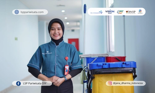 Bagaimana Cara Menjadi Public Area Cleaner yang Profesional?