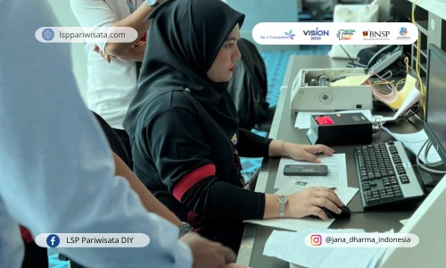 Simak Esensi dalam Pelatihan dan Pengembangan Sertifikasi Tim Penjualan Tiket