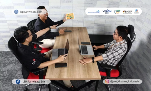 Menempatkan dan Menentukan Pasar Sebagai Marketing Communication Specialist Bersertifikasi