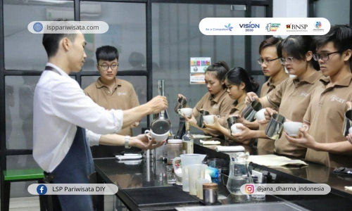 Peran BLK dalam Menyiapkan Barista Unggul untuk Industri Pariwisata yang Berkembang