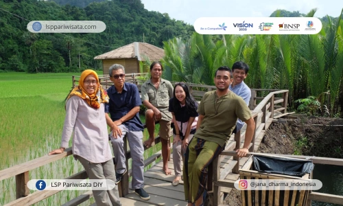 Dampak Positif dari Kegiatan Ekowisata