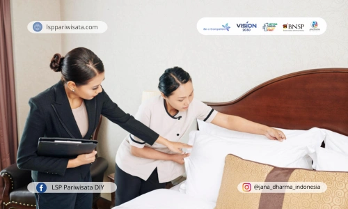 Optimalkan Karier Anda dengan Manfaat Sertifikasi Room Attendant