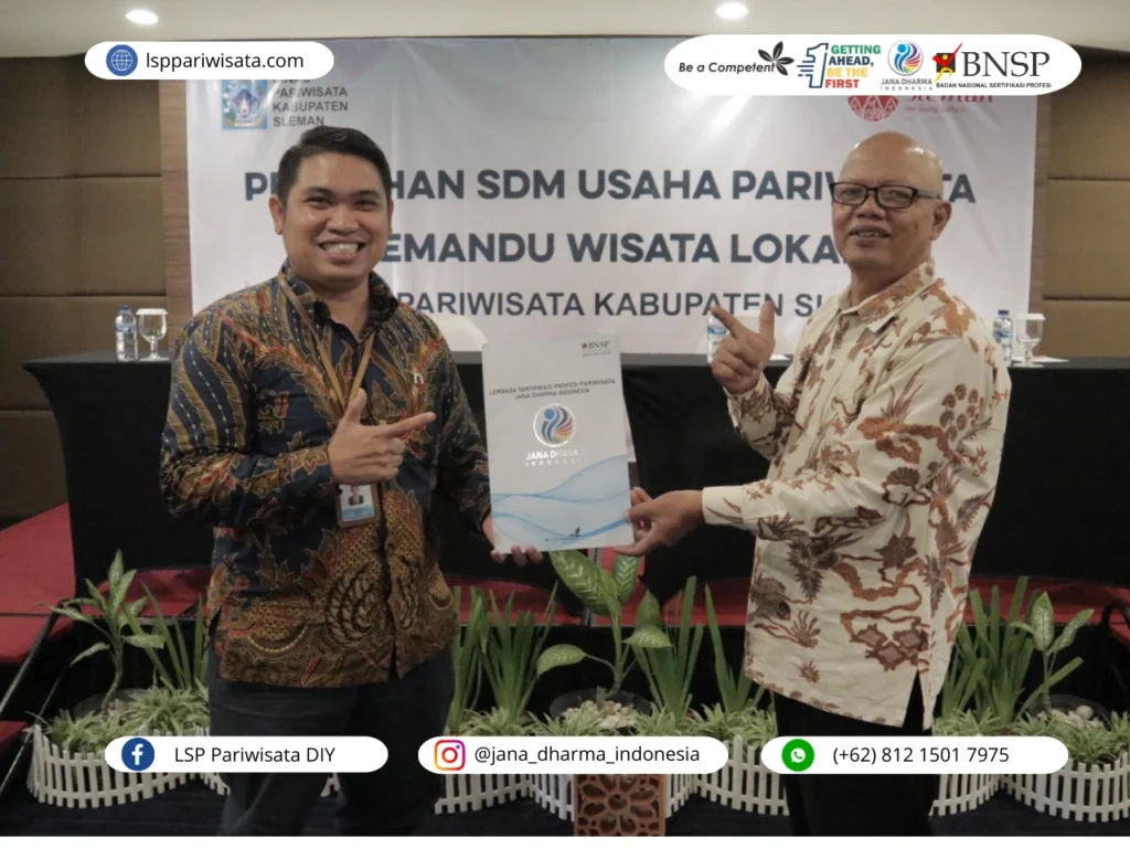 Kontribusi Pemandu Ekowisata dalam melestarikan alam