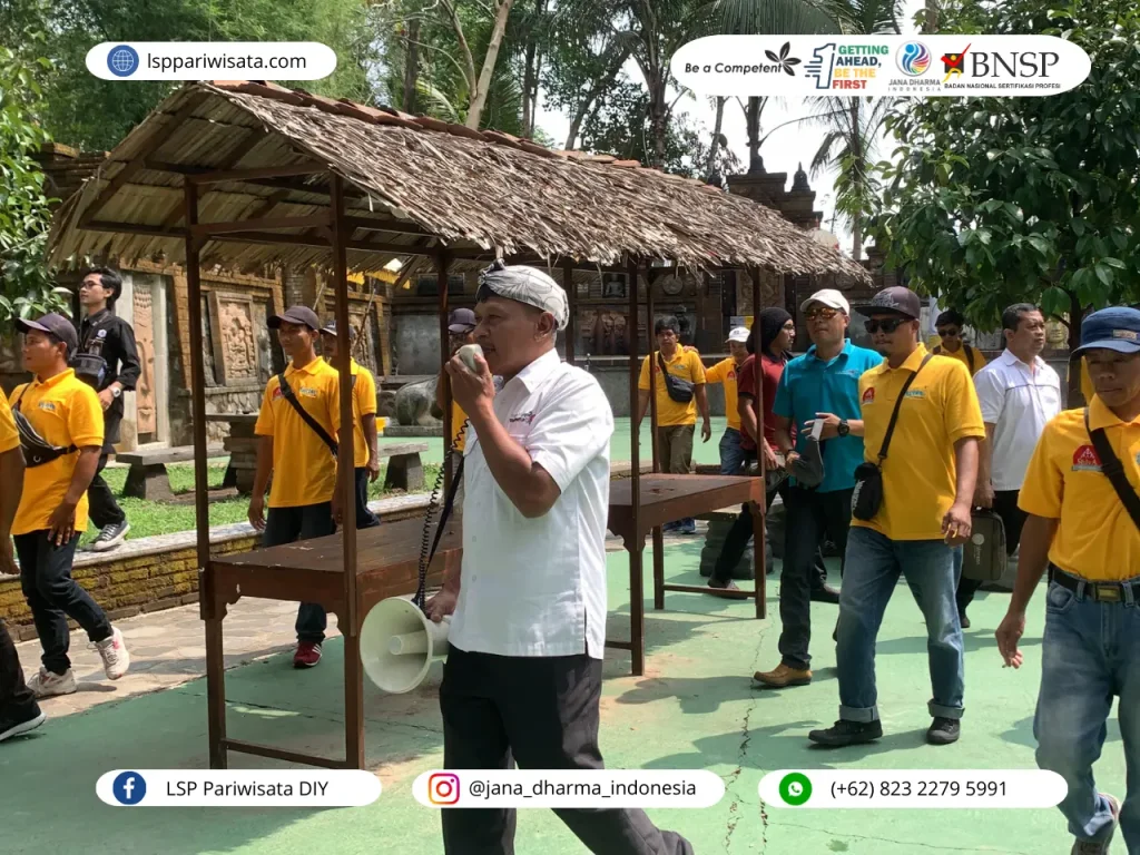 Kode Etik Pada Pramuwisata