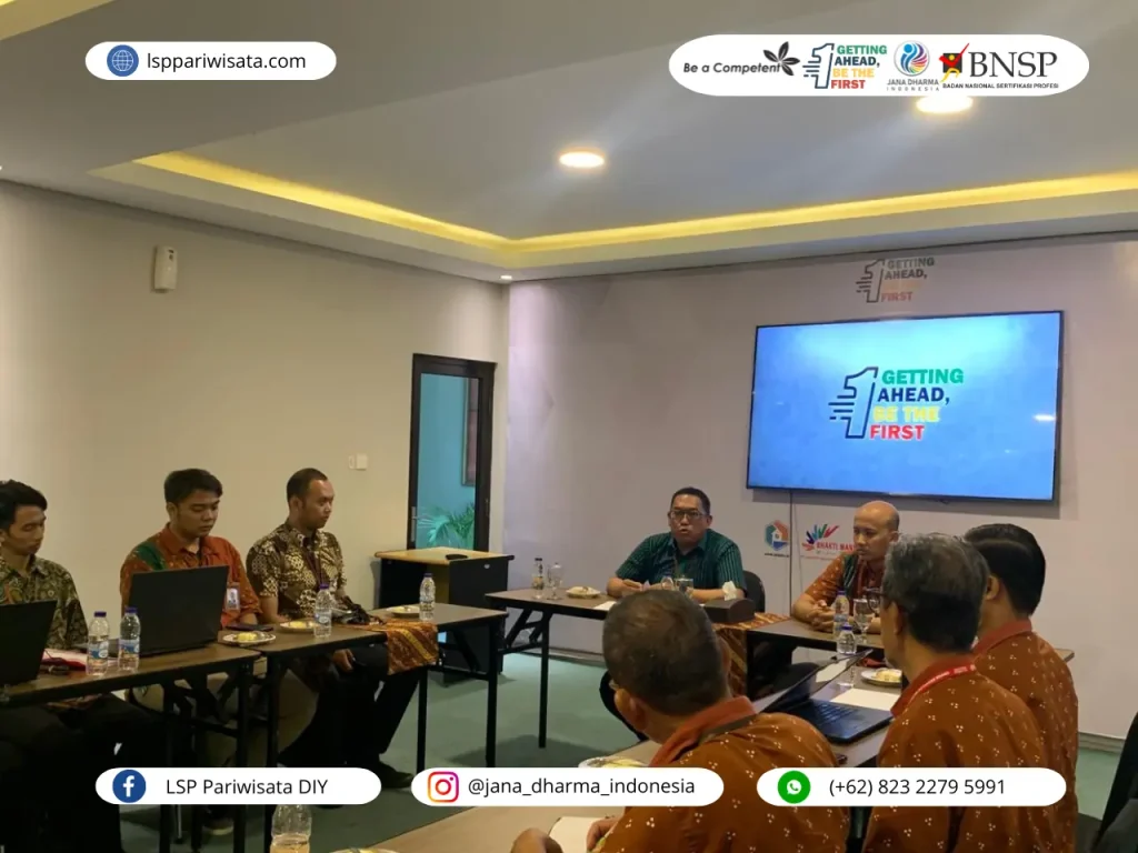 Kode Etik Pada Pramuwisata