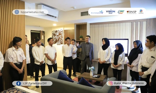 keunggulan-sertifikasi-room-attendant-dalam-dunia-bisnis-hospitality