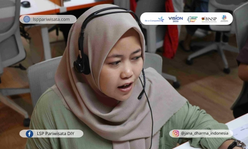 tips-customer-service-memberikan-dukungan-kepada-korban-penipuan
