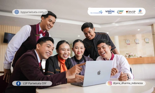 pentingnya-memiliki-kemampuan-komunikasi-yang-efektif-dalam-industri-pariwisata