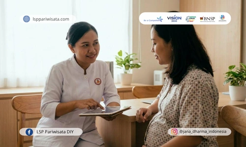menjadi-bidan-dan-doula-profesional