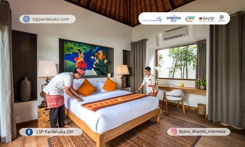 pengelola-homestay-ikuti-sertifikasi-skema-room-attandent-2