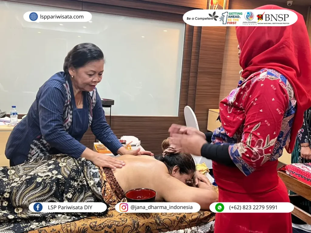 Detoksifikasi Tubuh bersama Terapis Profesional