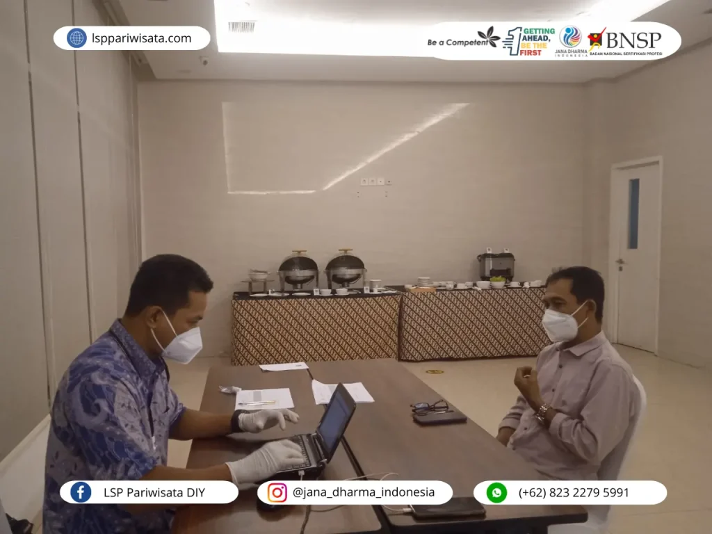 kualifikasi venue manager