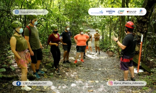 pentingnya-pengetahuan-k3-bagi-sosok-pemandu-wisata