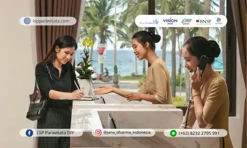 gaji front desk agent hotel