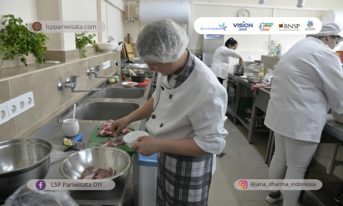 Mengatasi Tekanan di Dapur: Tips untuk Koki dan Staf Restoran