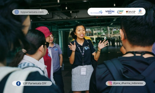 Profesi Tour Leader: Peluang Karier Menjanjikan di Era Traveling Modern