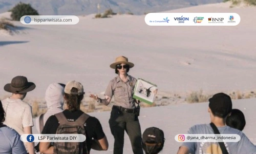 Keahlian Bahasa Asing yang Wajib Dimiliki Tour Guide di Era Globalisasi