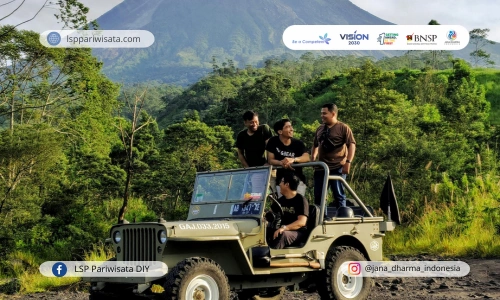 7 Fakta Menarik yang Harus Diketahui oleh Seorang Tour Leader Wisata