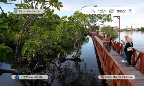 pentingnya-menerapkan-pariwisata-keberlanjutan-dalam-ekosistem-pariwisata-bahari-indonesia