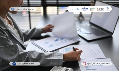 gaji-marketing-assistant-manager