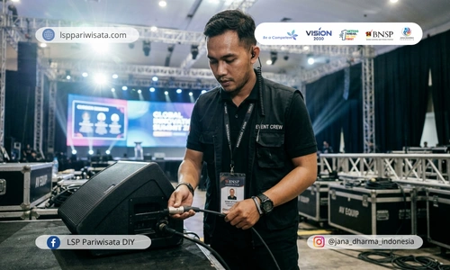 sertifikasi-crew-event