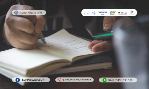 rekomendasi sertifikasi untuk siswa SMK pariwisata agar mudah cari kerja dan tidak menganggur